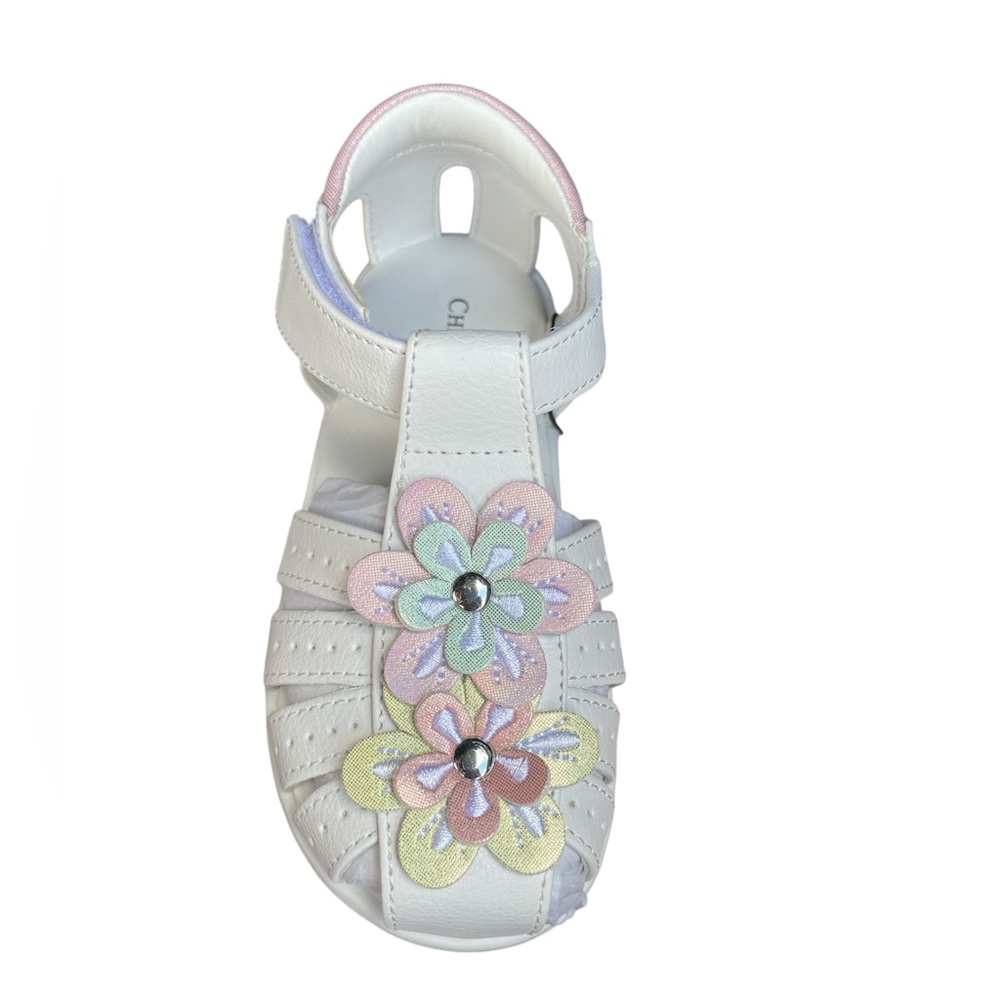 Chic Kids Sandals with Pastel Floral Accents